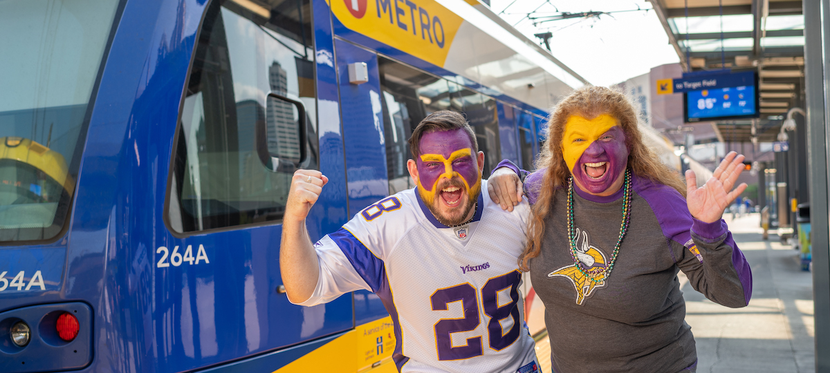 U.S. Bank Stadium parking, transit, tailgating options